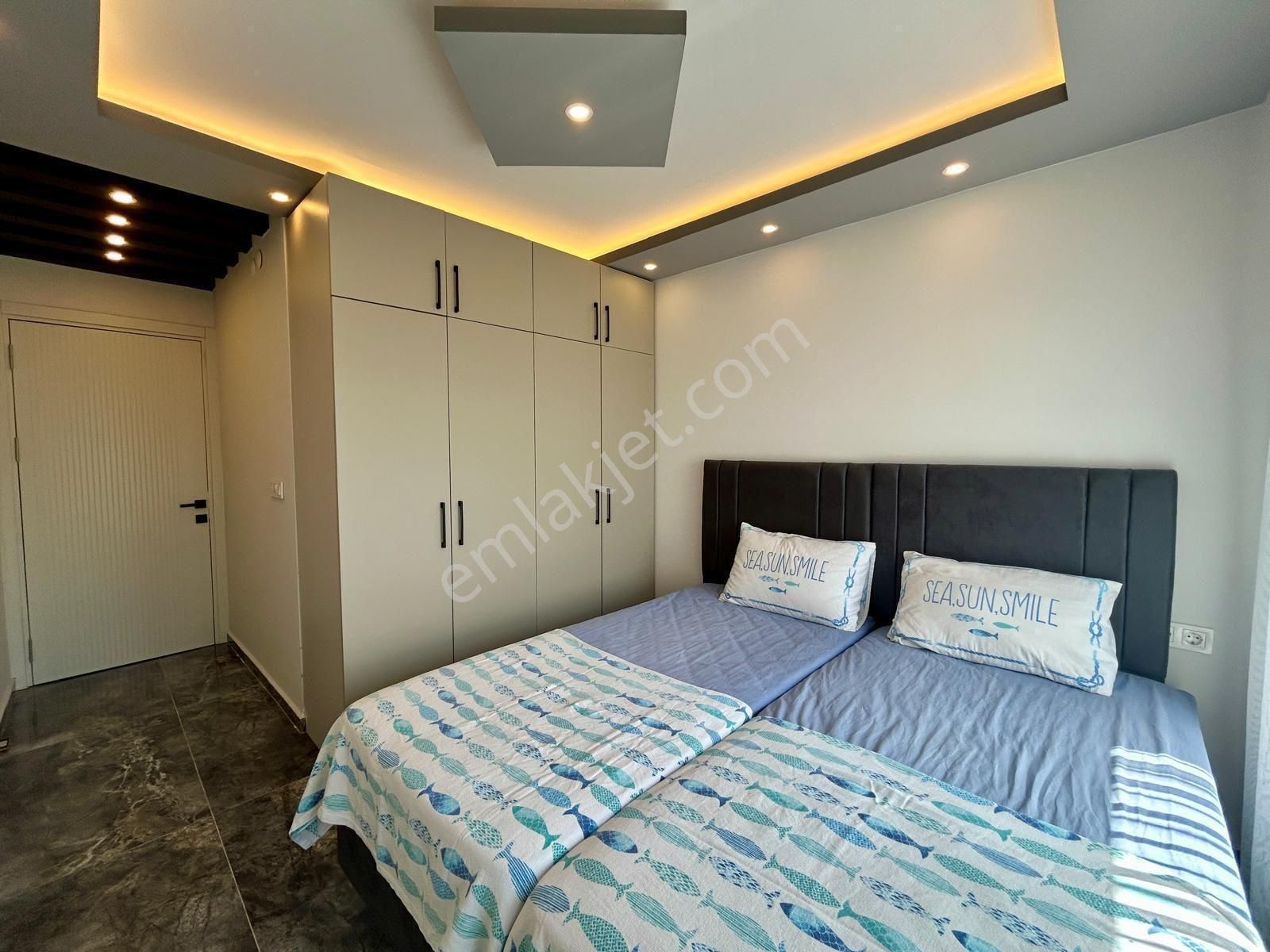 Kuşadası Davutlar’da İç Mimar Tasarımlı | Özel Havuzlu | Full Eşyalı | 3 Banyo Wc | Lüks 4+1 Villa - Görsel 20