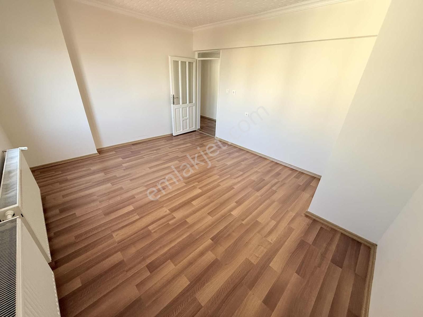 Bergamanın Kalbi Boblingen Caddesinde Full Yapalı 3+1 Daire - Görsel 4