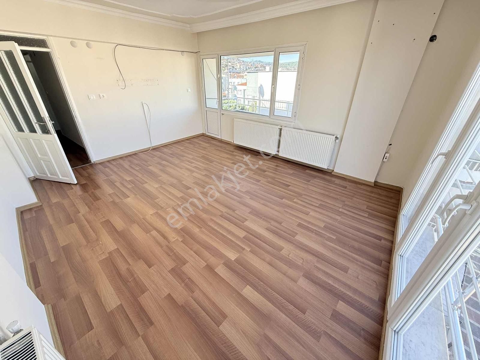 Bergamanın Kalbi Boblingen Caddesinde Full Yapalı 3+1 Daire - Görsel 28