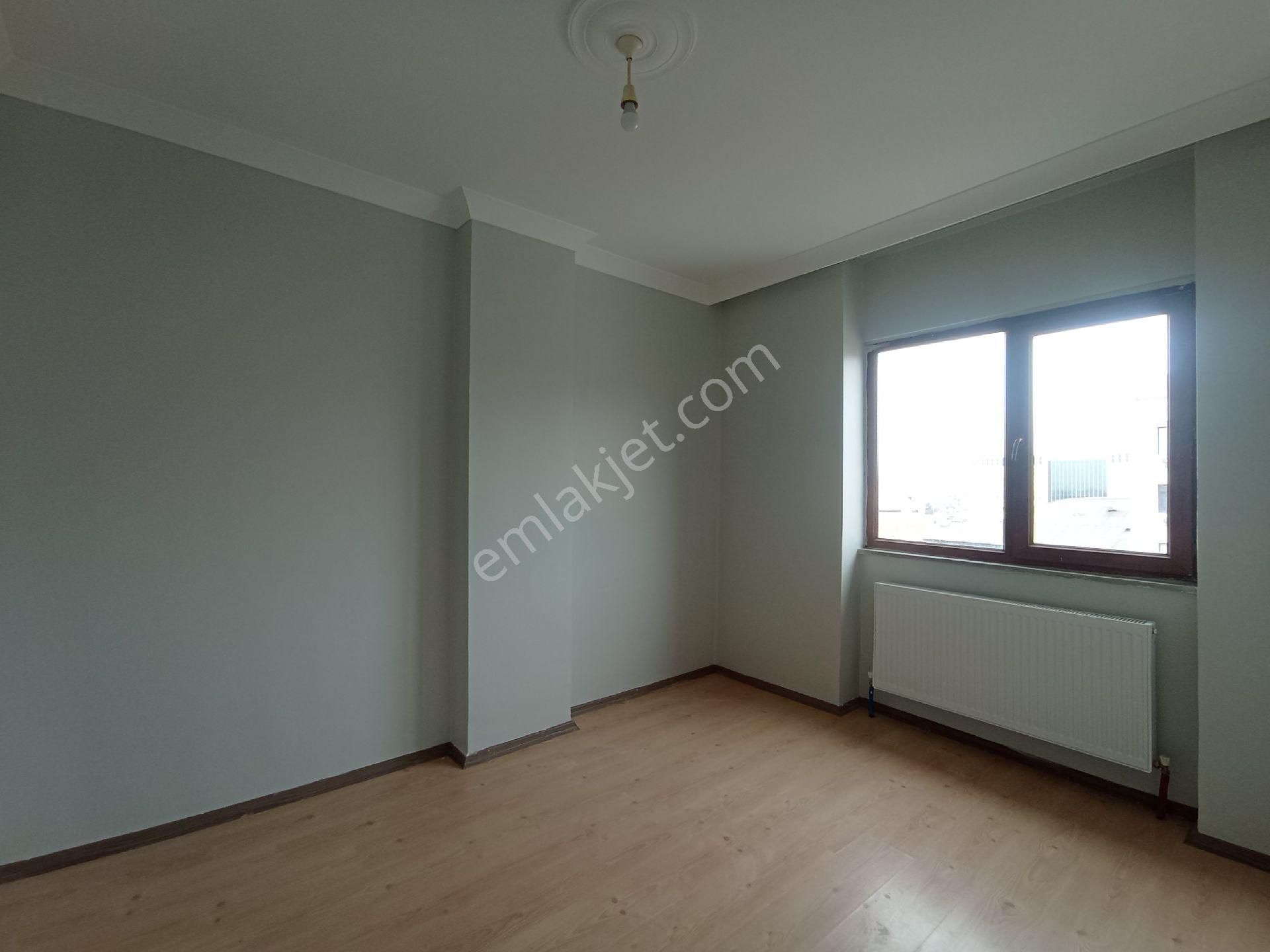 Taşoluk Belediyesi Yanı 2+1 Kiralık Daire 95 M² Asansörlü - Görsel 4
