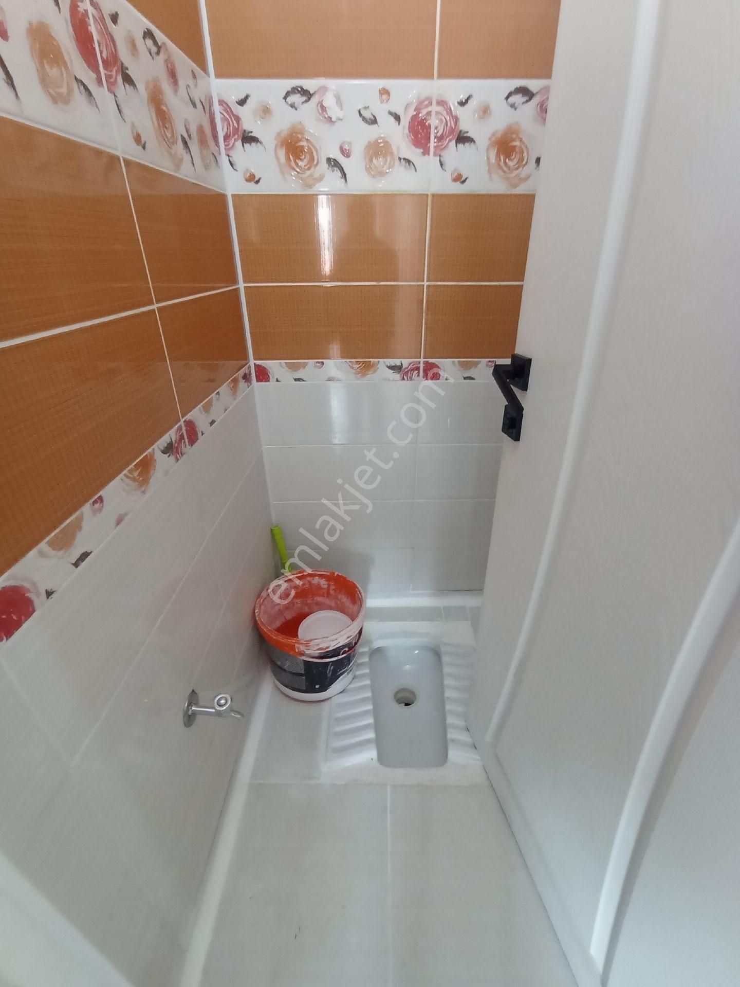 Taşoluk Belediyesi Yanı 2+1 Kiralık Daire 95 M² Asansörlü - Görsel 9