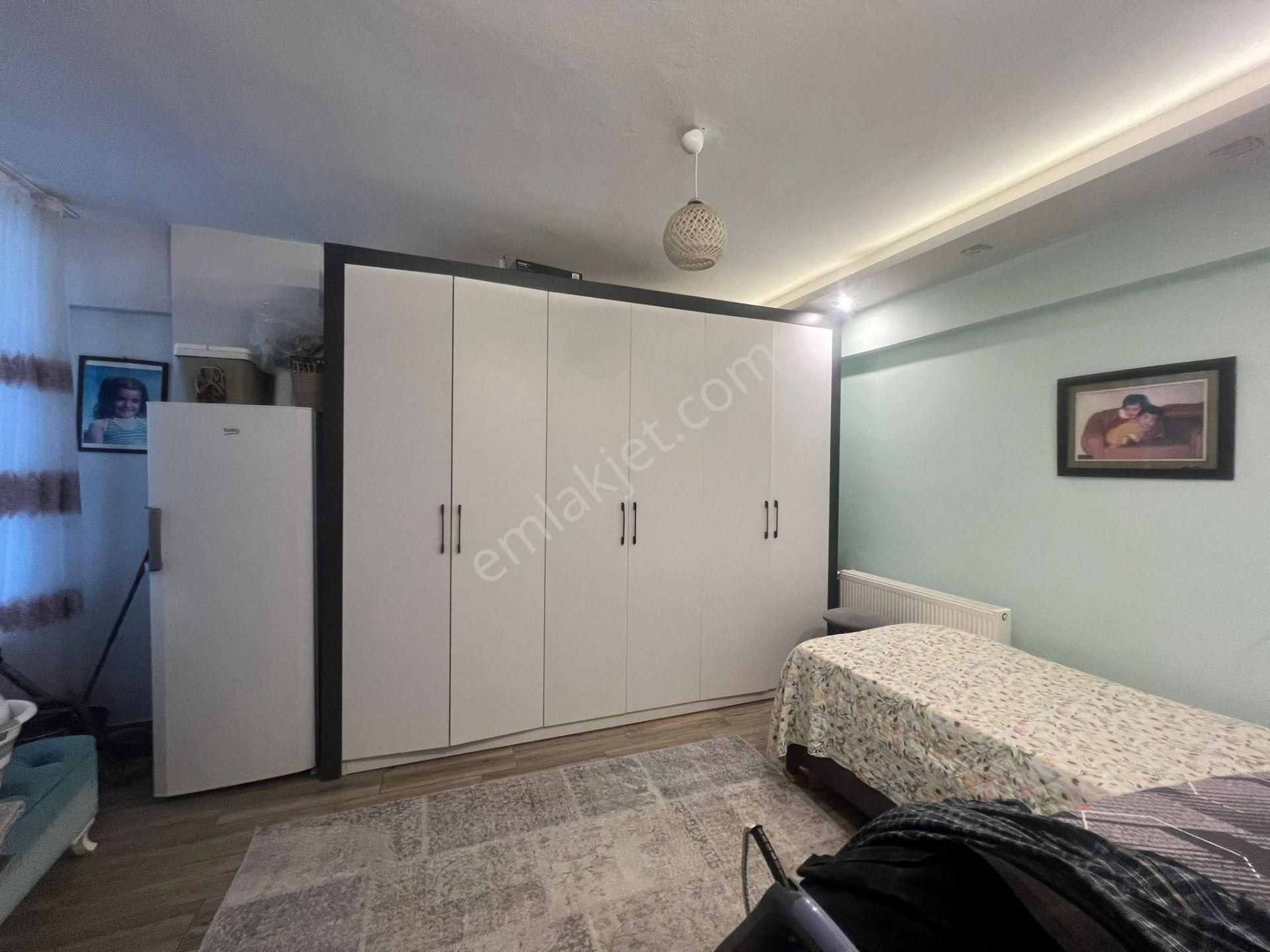 Karınca'dan Gazi Mh'de Doğalgazlı Deniz Manzaralı 4+1 Satılık - Görsel 8