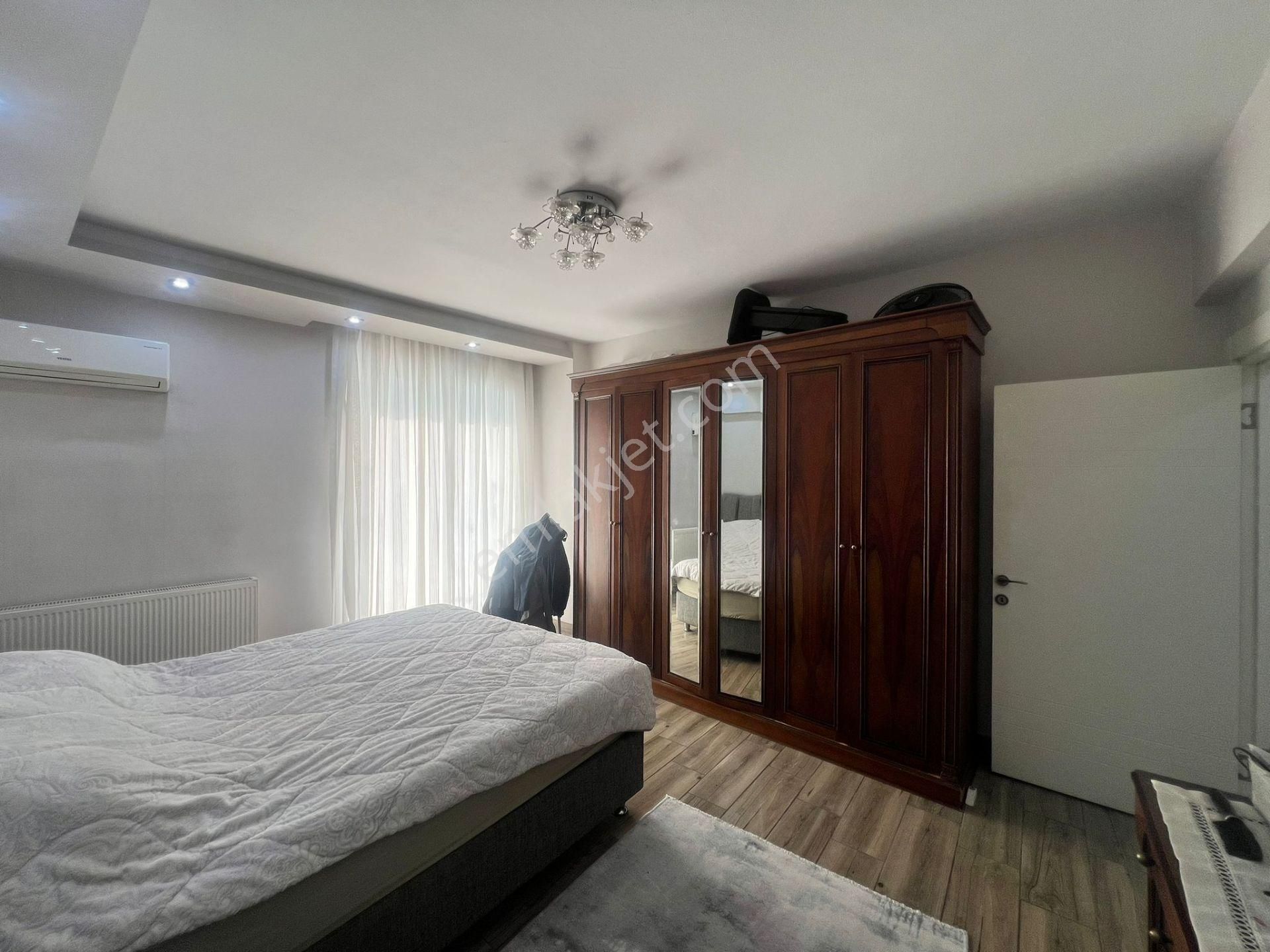 Karınca'dan Gazi Mh'de Doğalgazlı Deniz Manzaralı 4+1 Satılık - Görsel 9