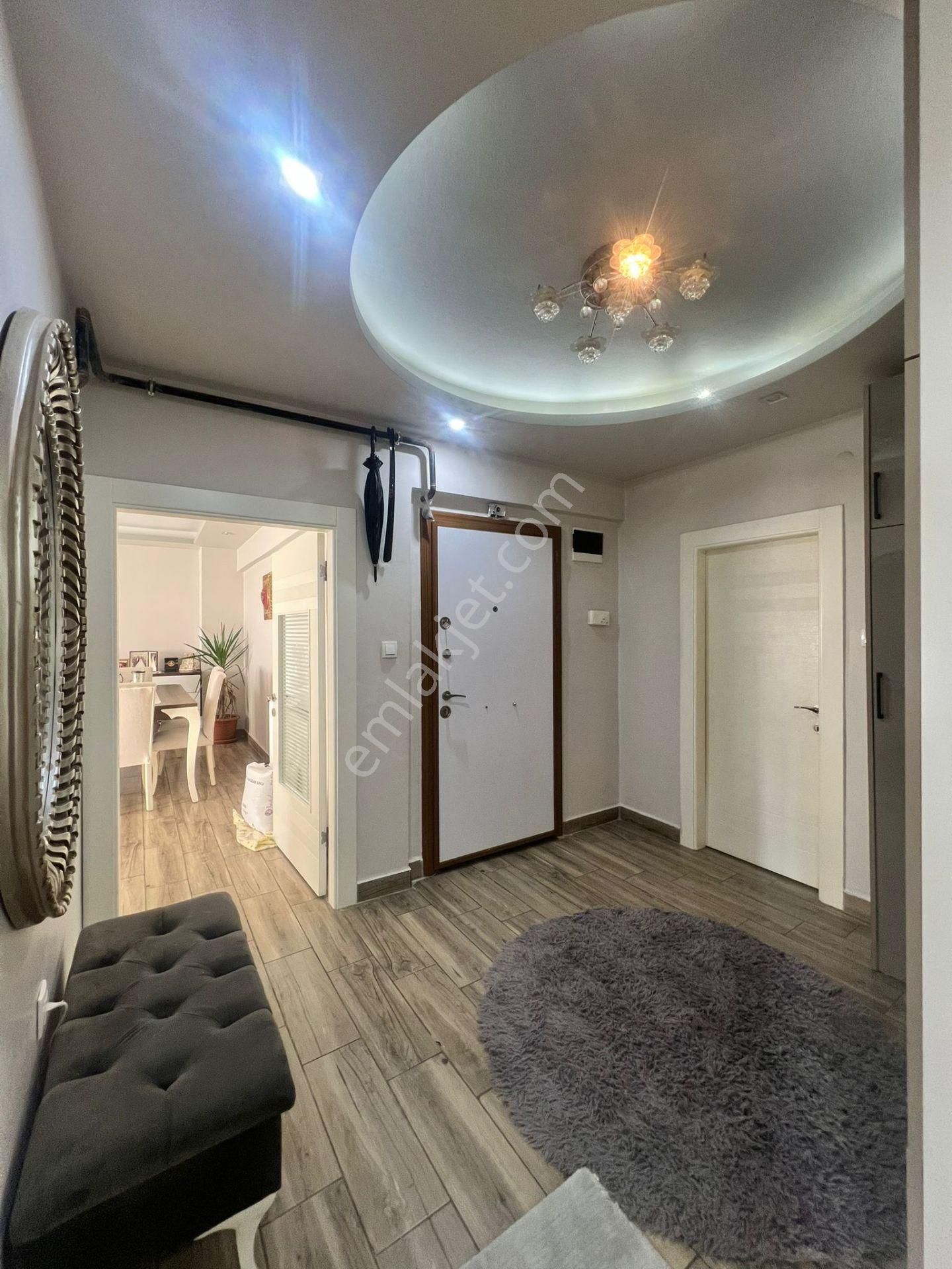 Karınca'dan Gazi Mh'de Doğalgazlı Deniz Manzaralı 4+1 Satılık - Görsel 15