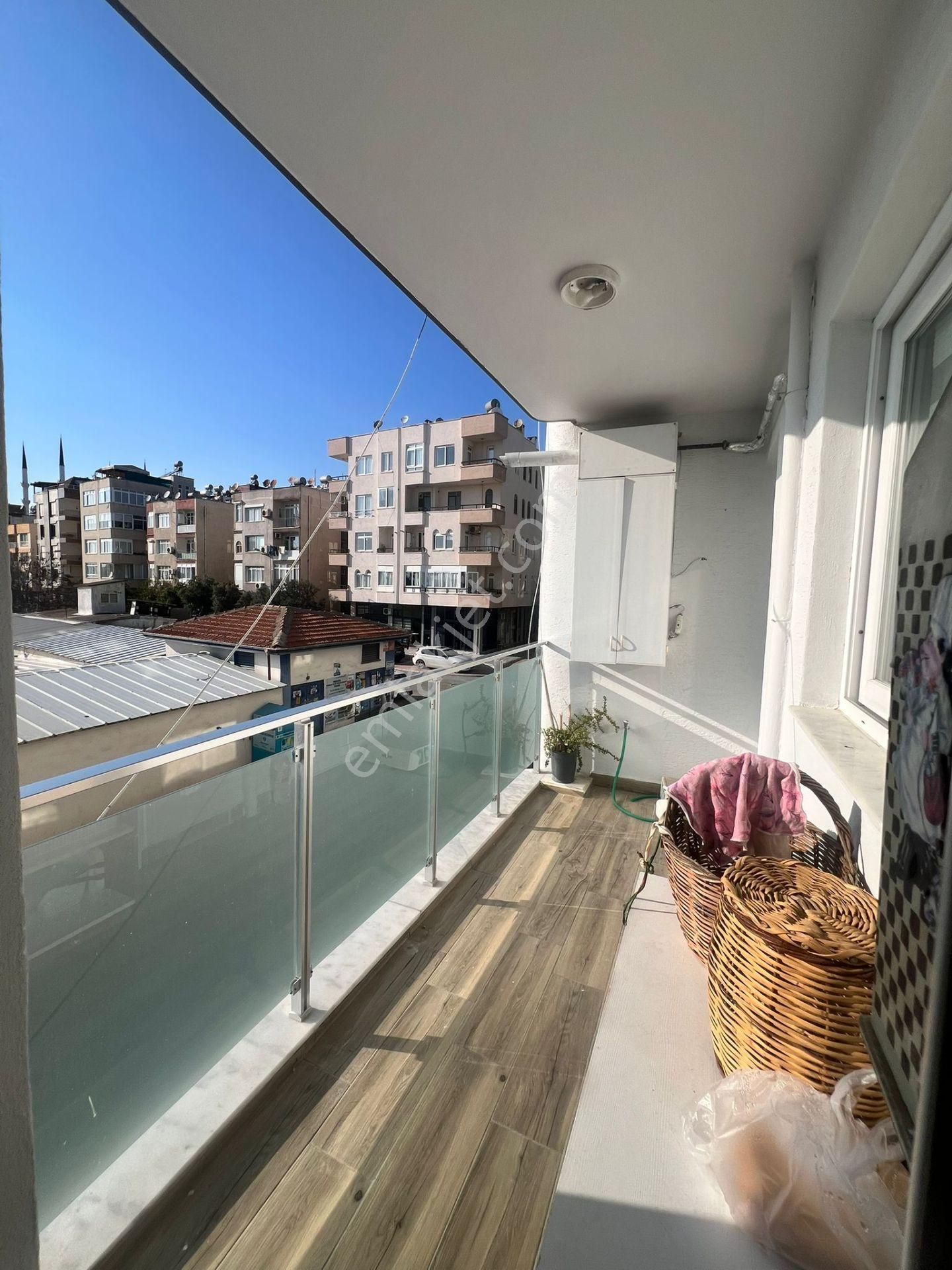 Karınca'dan Gazi Mh'de Doğalgazlı Deniz Manzaralı 4+1 Satılık - Görsel 17