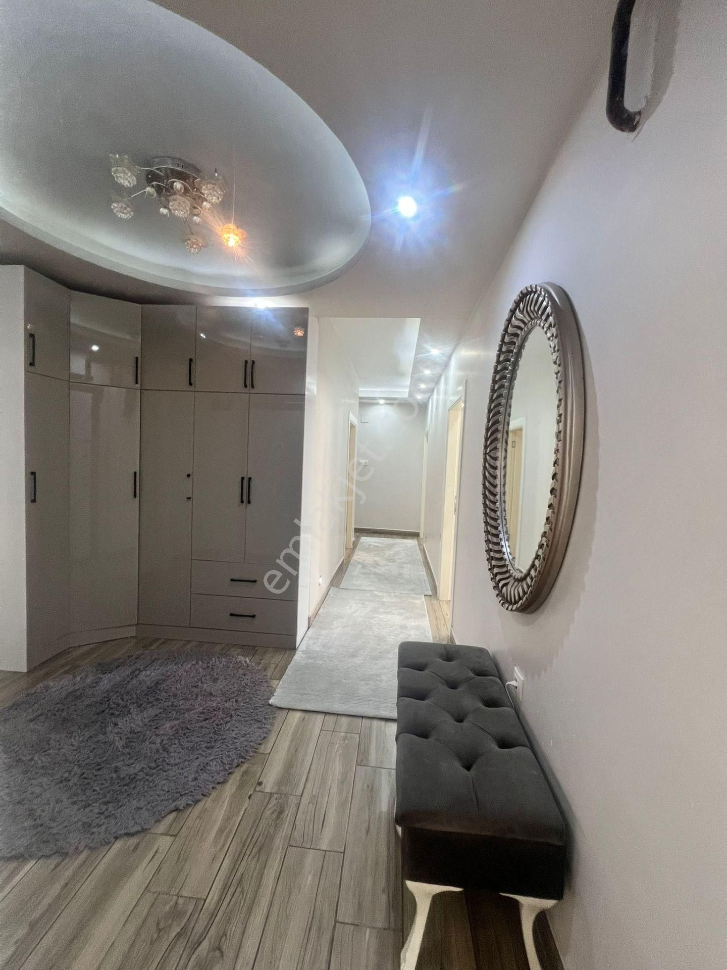 Karınca'dan Gazi Mh'de Doğalgazlı Deniz Manzaralı 4+1 Satılık - Görsel 14