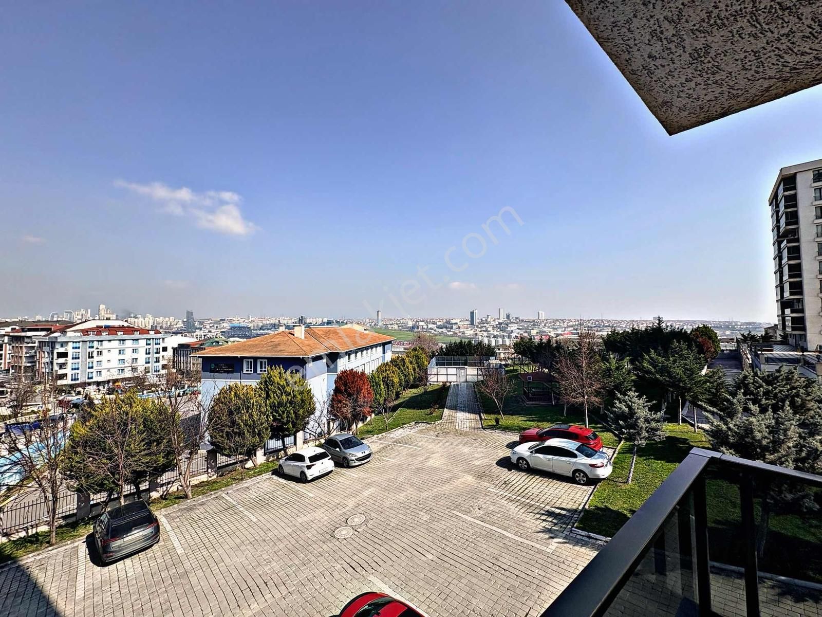 Beylikdüzü | Havuzlu Site İçerisinde Şehir Manzaralı Satılık 2+1 - Görsel 10