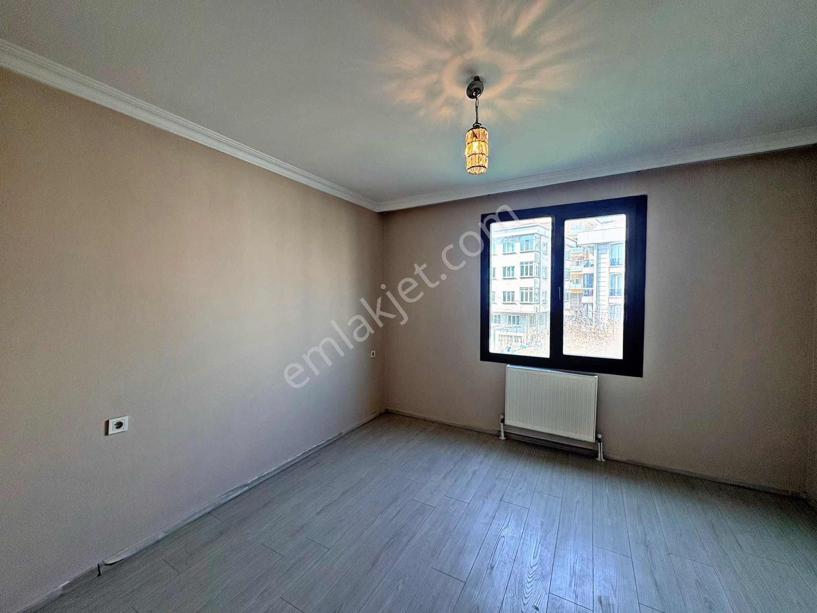 Beylikdüzü | Havuzlu Site İçerisinde Şehir Manzaralı Satılık 2+1 - Görsel 15