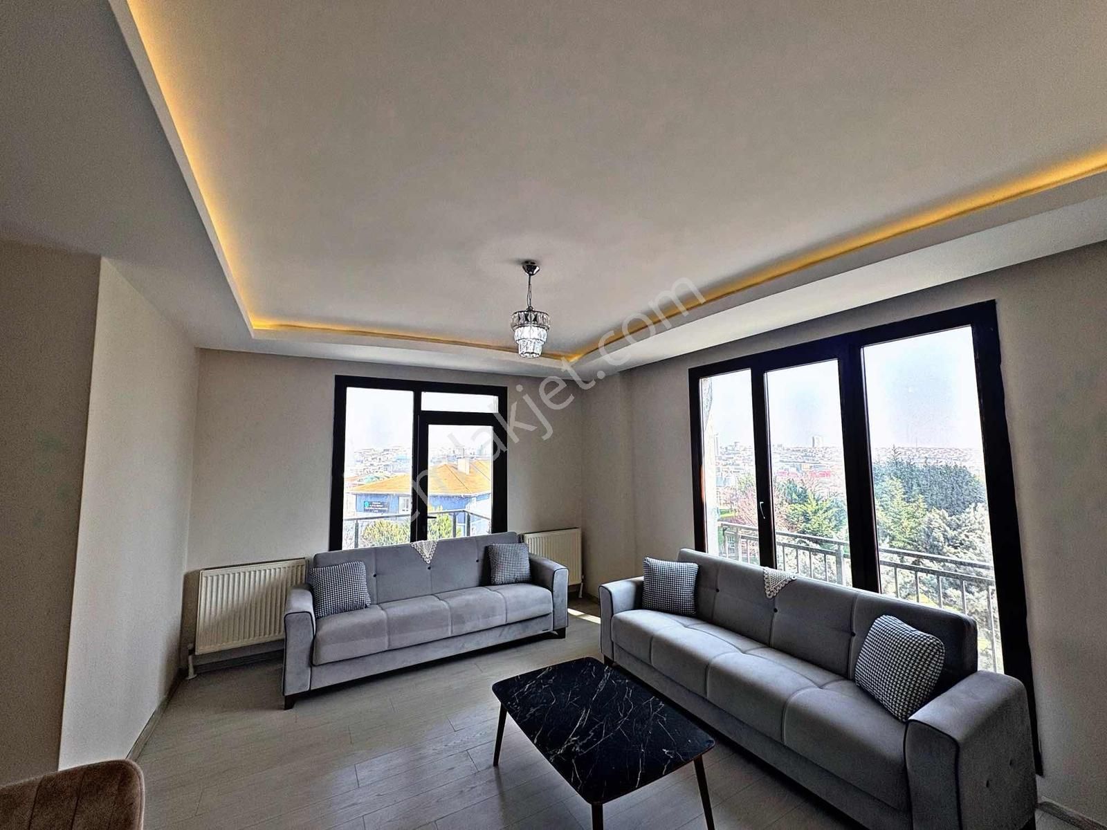 Beylikdüzü | Havuzlu Site İçerisinde Şehir Manzaralı Satılık 2+1 - Görsel 20