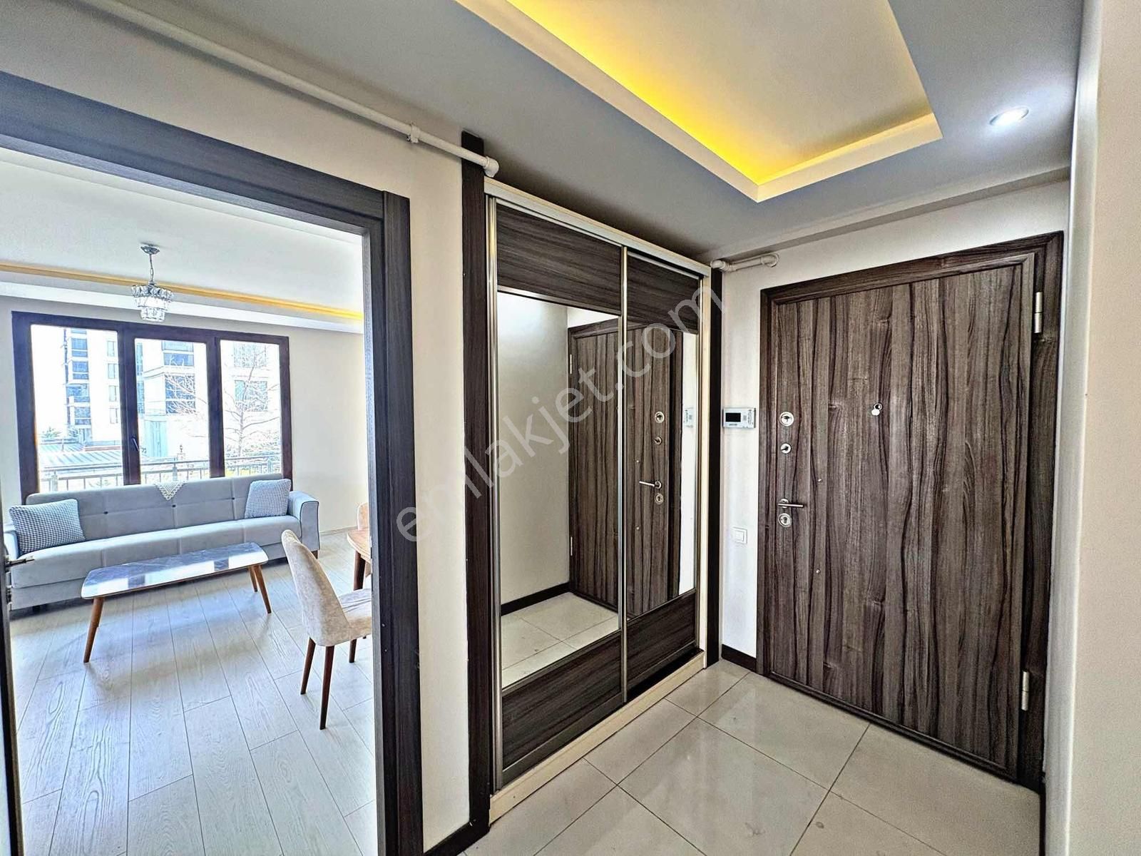 Beylikdüzü | Havuzlu Site İçerisinde Şehir Manzaralı Satılık 2+1 - Görsel 6