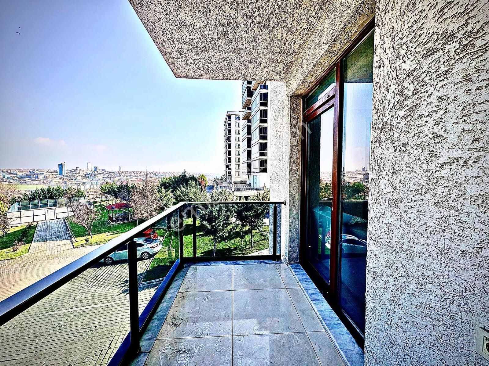 Beylikdüzü | Havuzlu Site İçerisinde Şehir Manzaralı Satılık 2+1 - Görsel 18