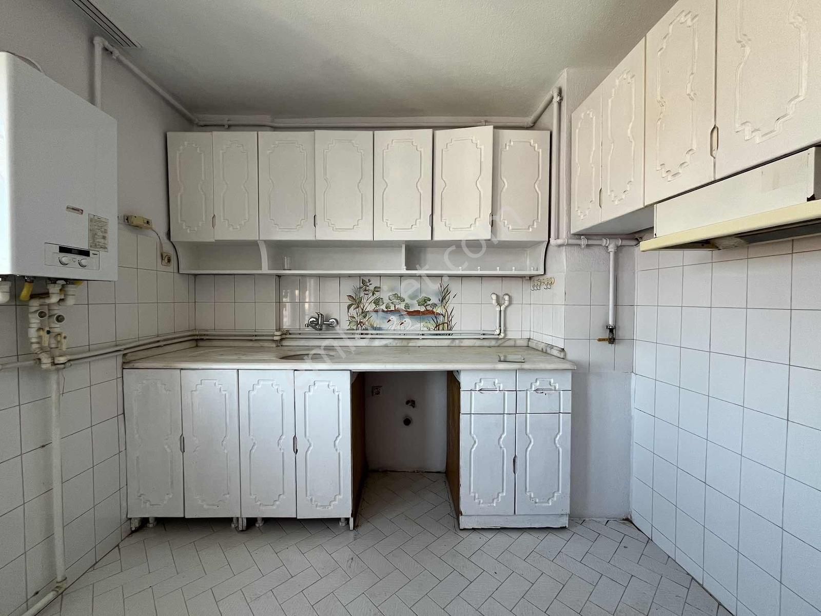 Ekerden Balsu Bulvarında Geniş 2+1 Depozitosuz Kiralık - Görsel 21