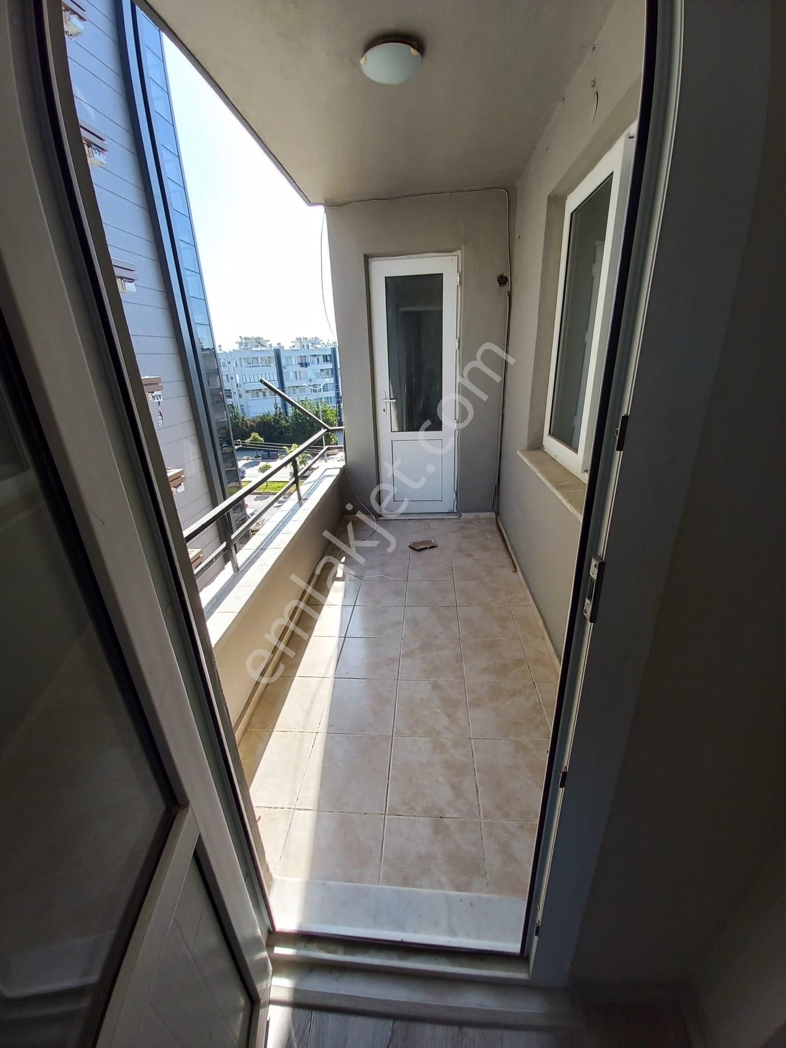 Vega'dan Anayol Üstünde Doğğalgazlı Kiralık 3+1 Daire - Görsel 20