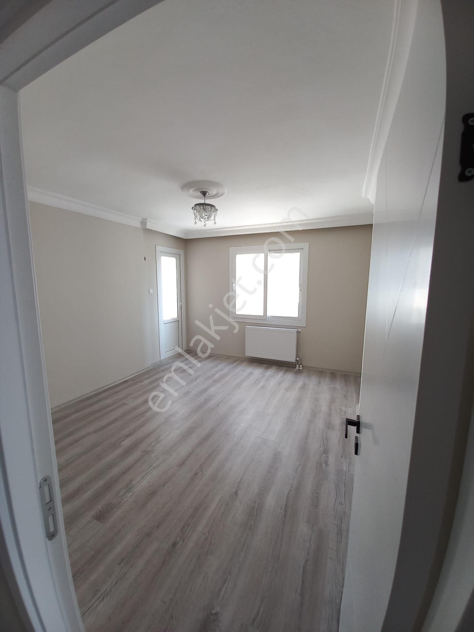 Vega'dan Anayol Üstünde Doğğalgazlı Kiralık 3+1 Daire - Görsel 9