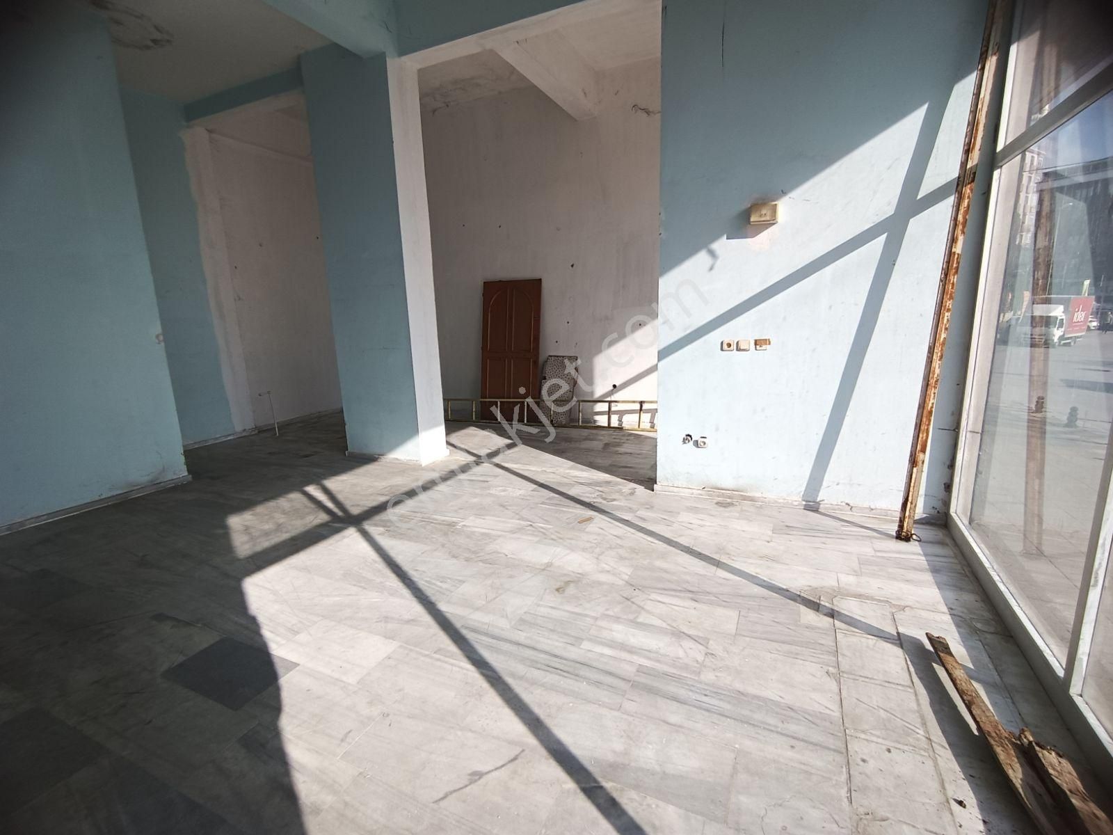 Otuz4'ten Merkezi Ve İşlek Lokasyonda Kiralık Depolu İşyeri - Görsel 17