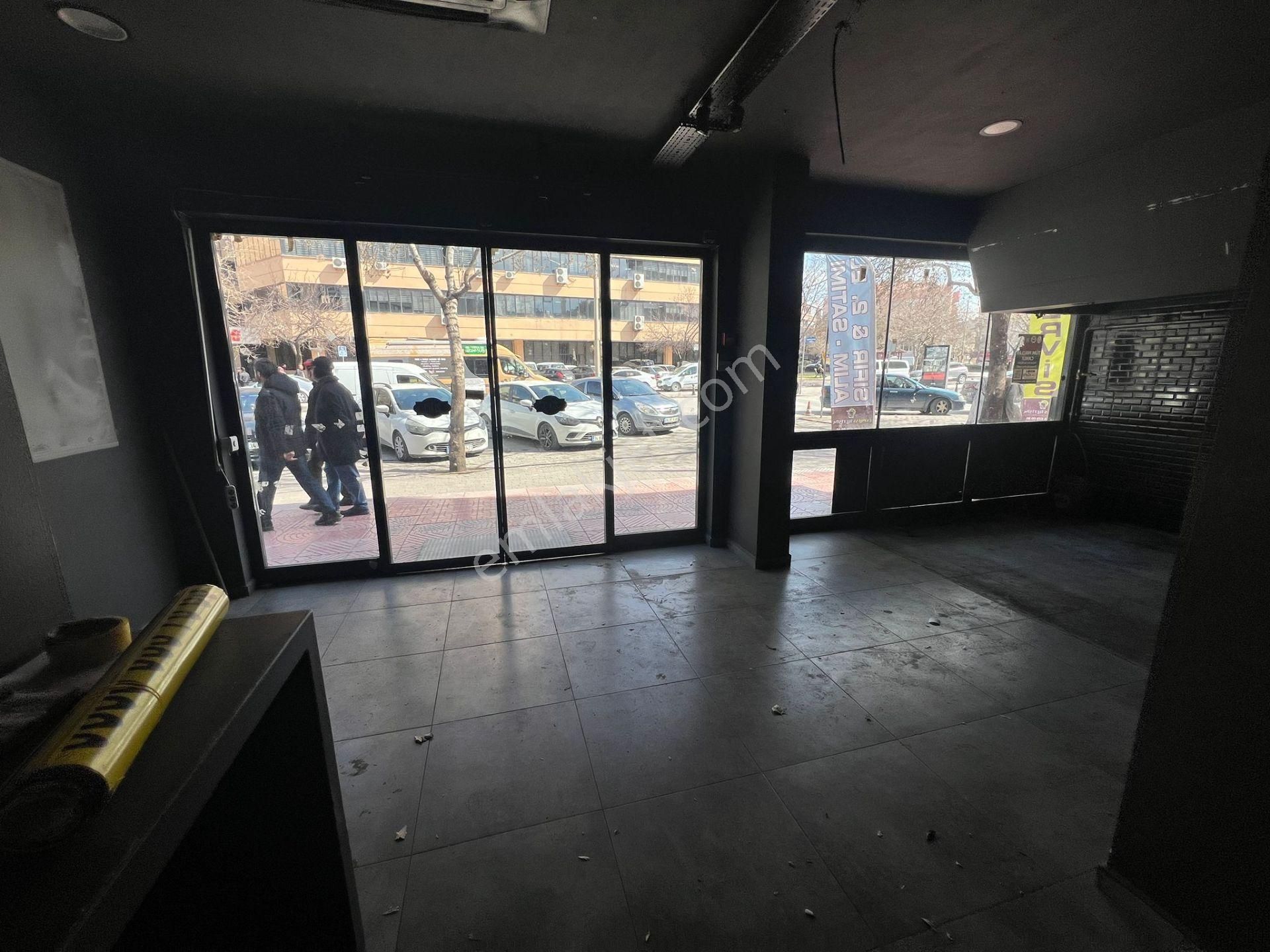 Merkez Adalhanda 2 Katlı Tabela Değeri Yüksek Kiralık Dükkan - Görsel 30