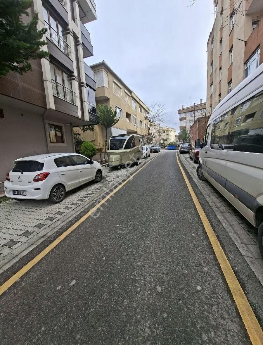 Metroya Yürüme Mesafesinde 1+1 Yüksek Giriş - Görsel 12