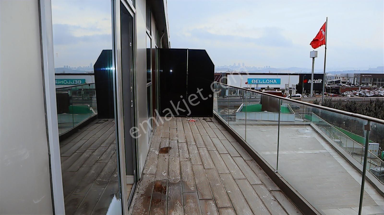 Vega Cadde'de Satılık Ofis - Görsel 31