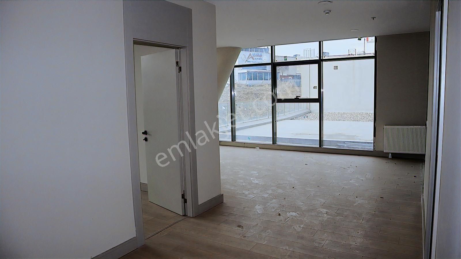 Vega Cadde'de Satılık Ofis - Görsel 10