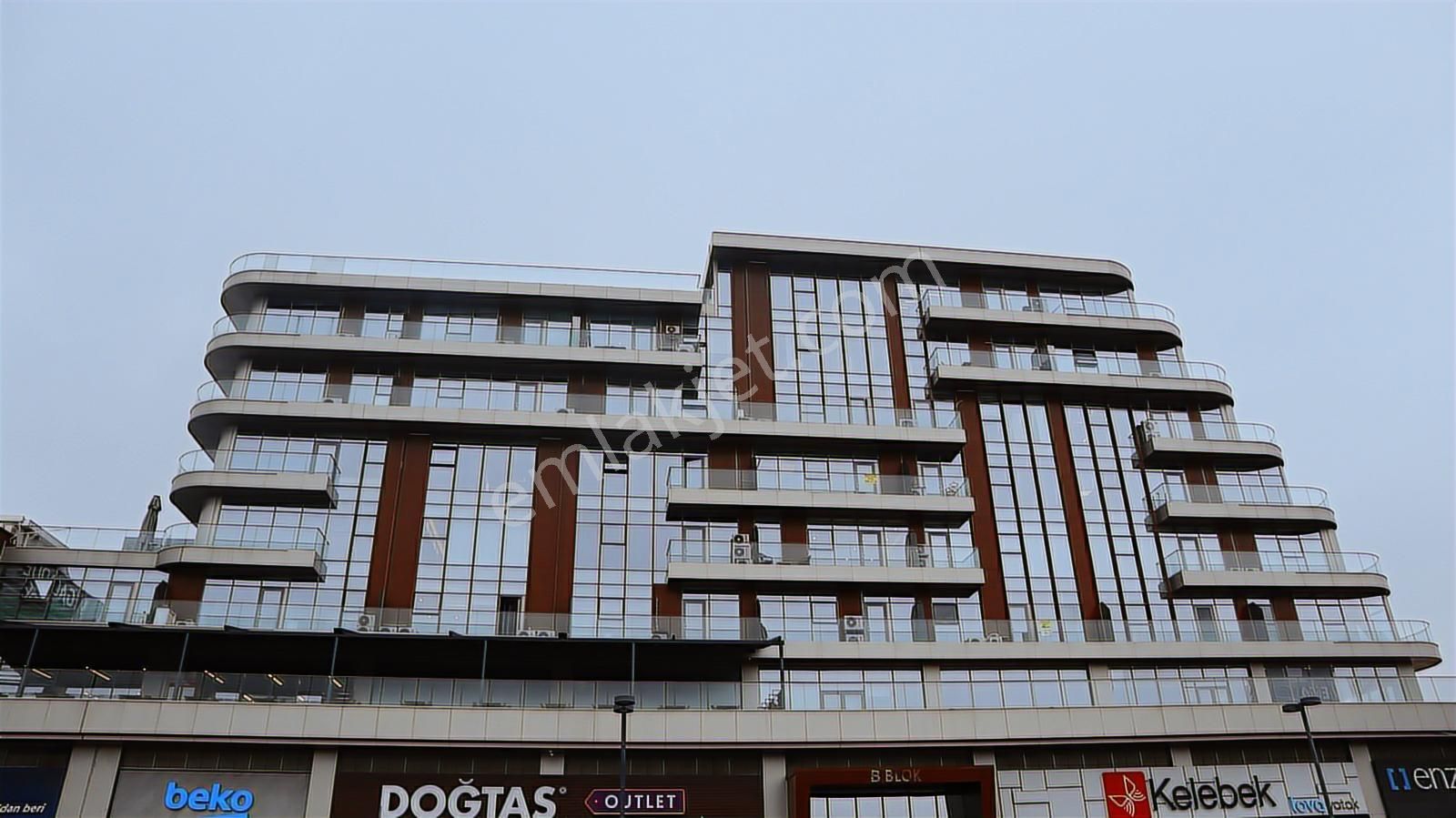 Vega Cadde'de Satılık Ofis - Görsel 12