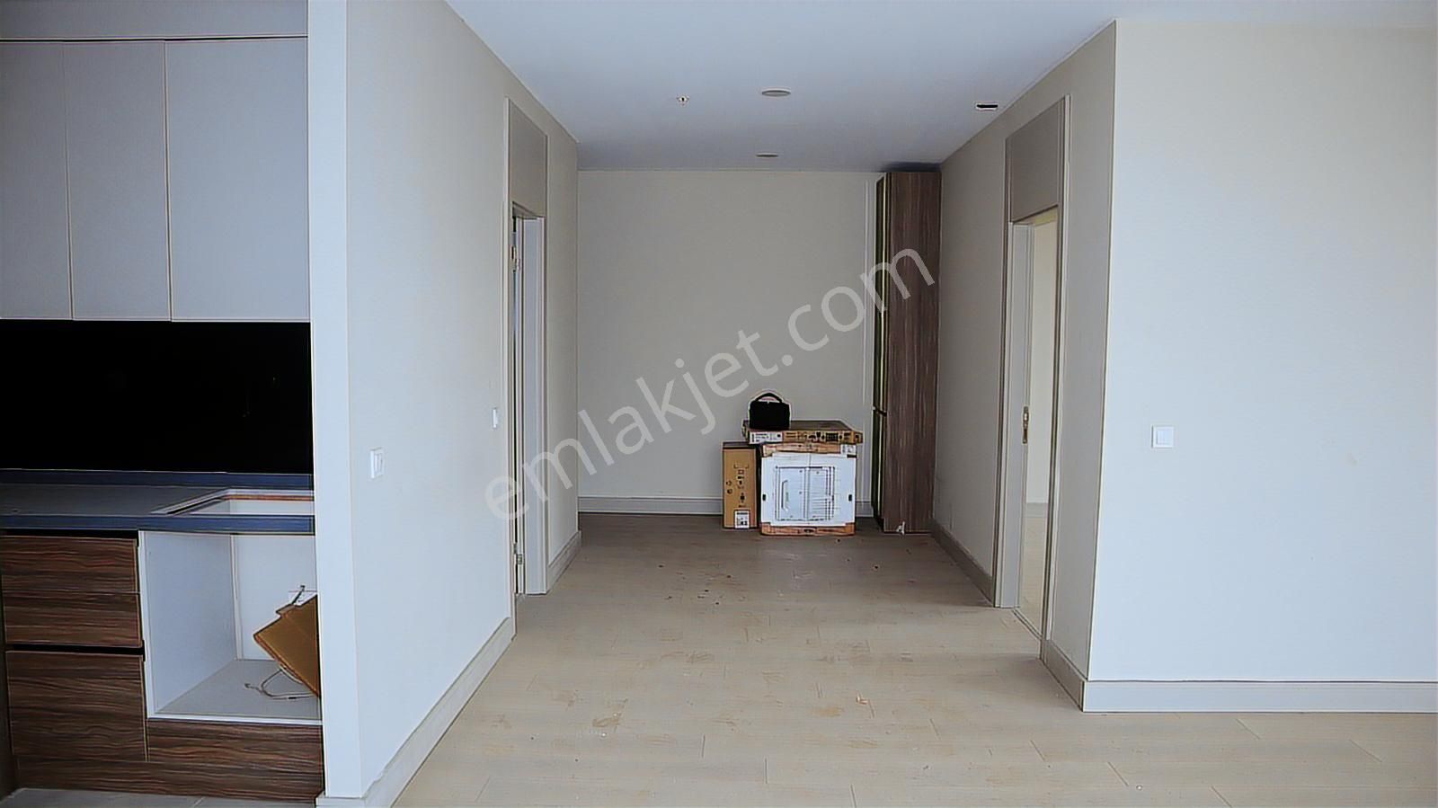 Vega Cadde'de Satılık Ofis - Görsel 28