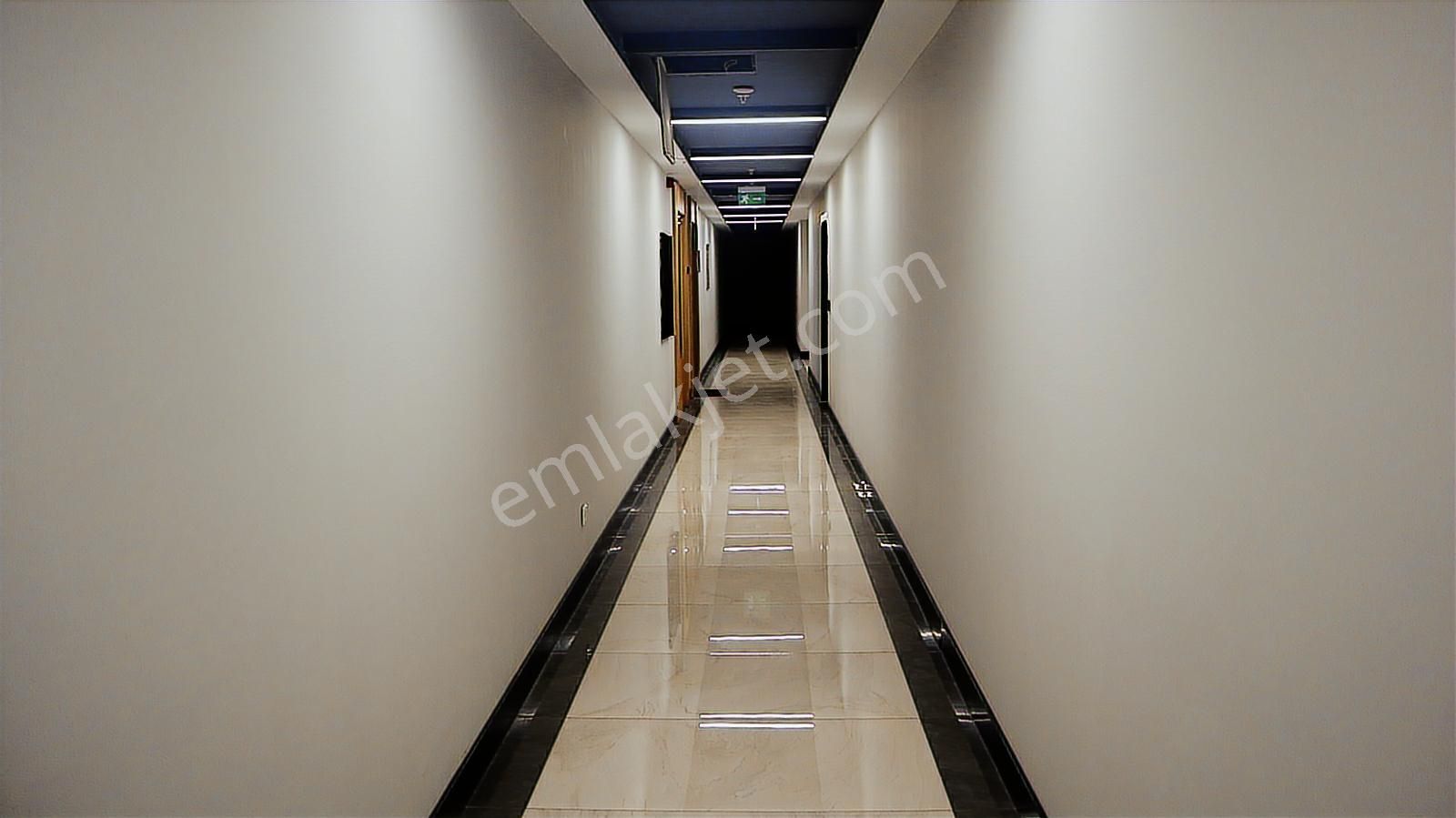 Vega Cadde'de Satılık Ofis - Görsel 17