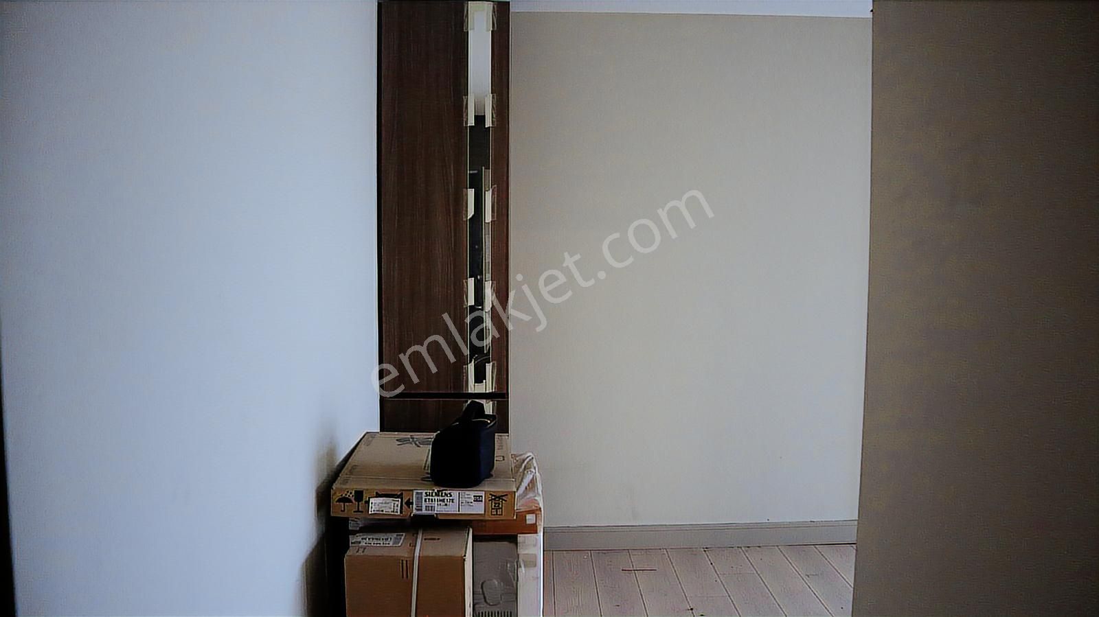 Vega Cadde'de Satılık Ofis - Görsel 18