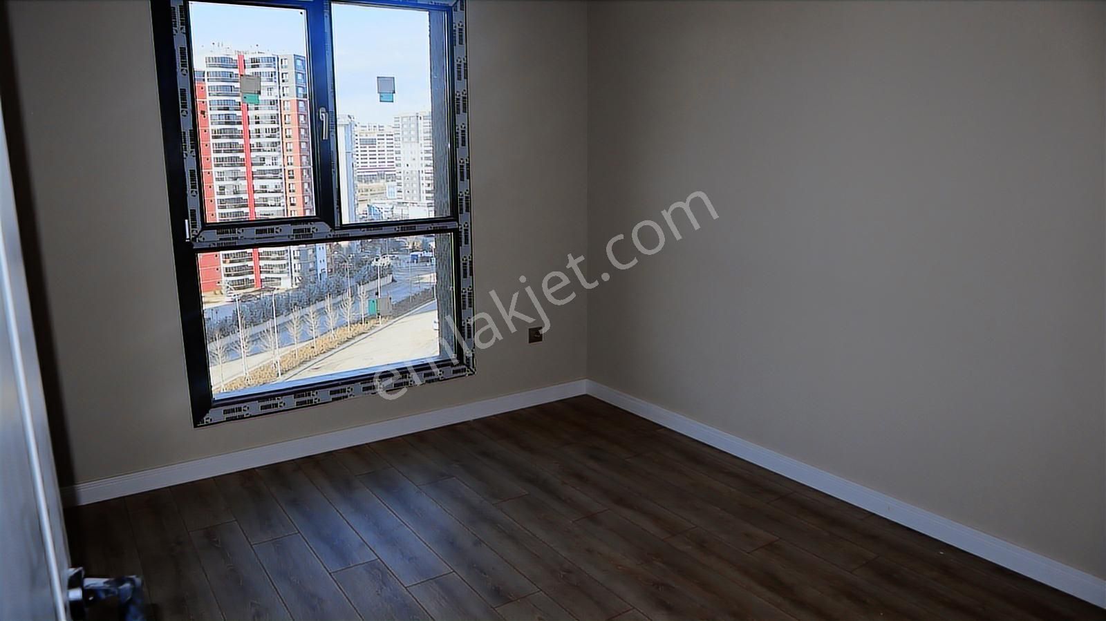 Hit Yeni Batı 1+1 Satılık Daire 0.99 Faiz İle 61 Ay Vade - Görsel 20