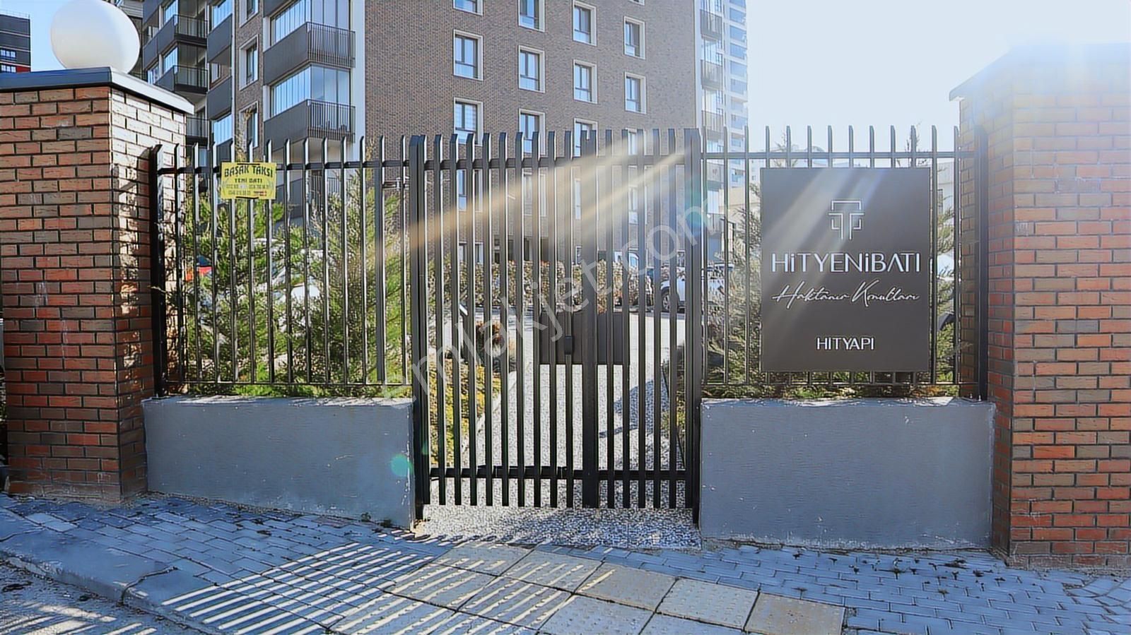 Hit Yeni Batı 1+1 Satılık Daire 0.99 Faiz İle 61 Ay Vade - Görsel 13