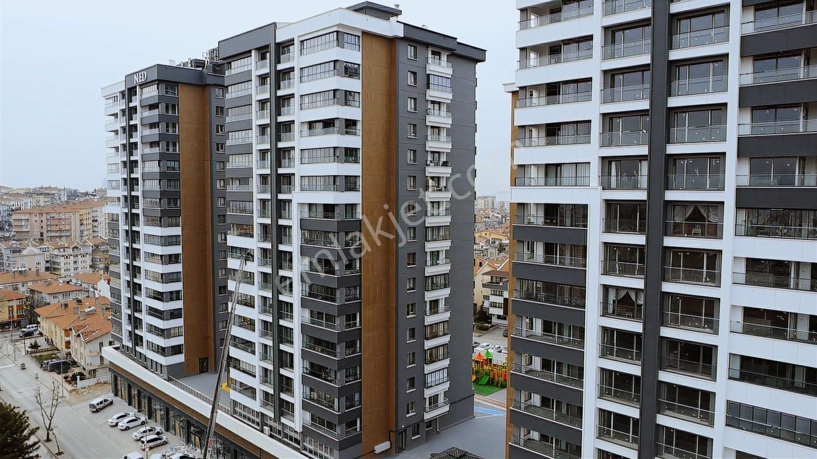 Çiçekli Mahallesi'nde Satılık 4+1 Daire - Görsel 2