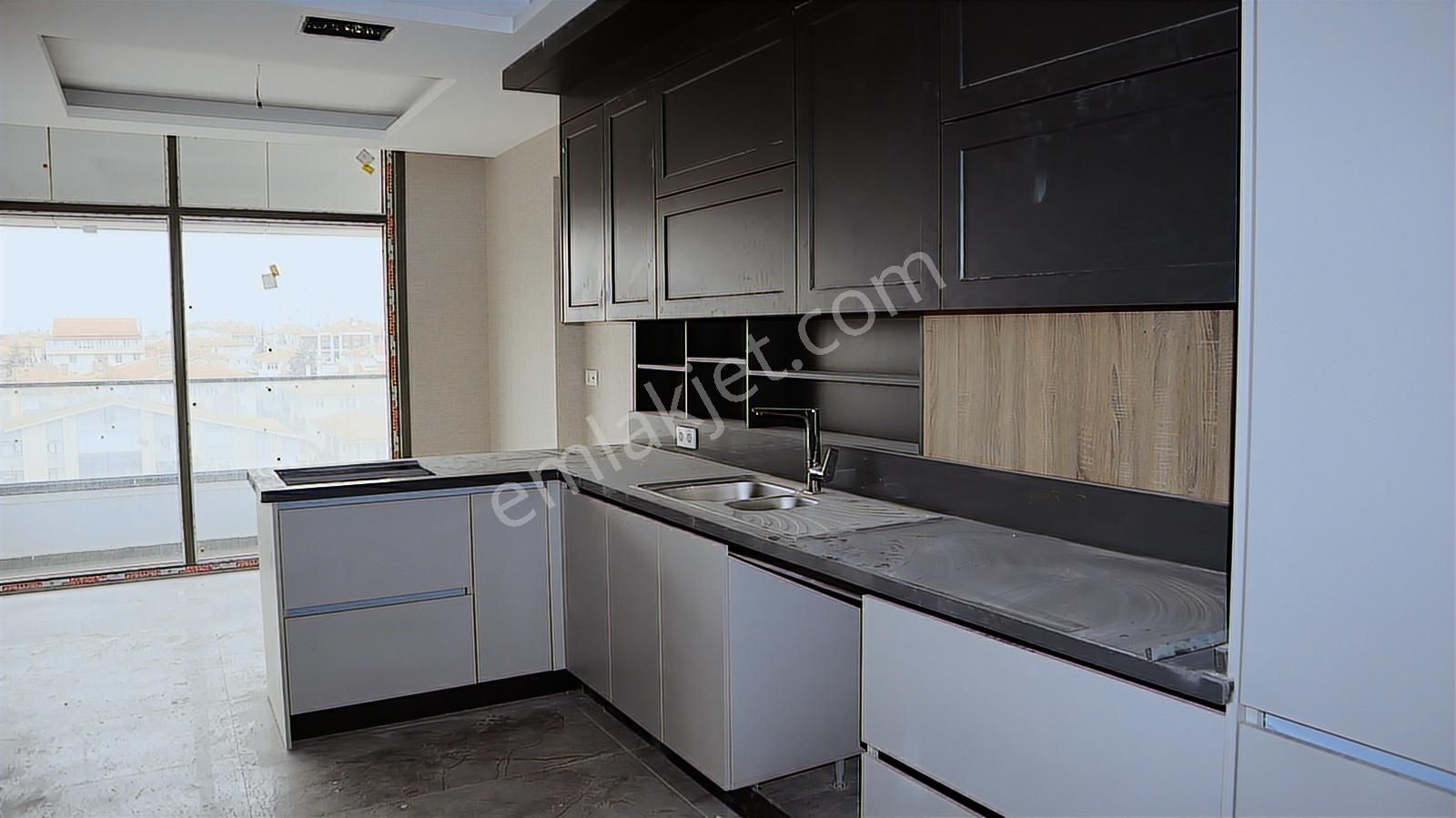 Çiçekli Mahallesi'nde Satılık 4+1 Daire - Görsel 18