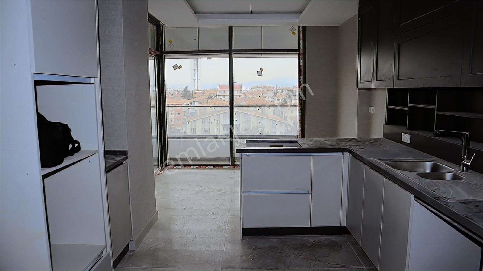 Çiçekli Mahallesi'nde Satılık 4+1 Daire - Görsel 20