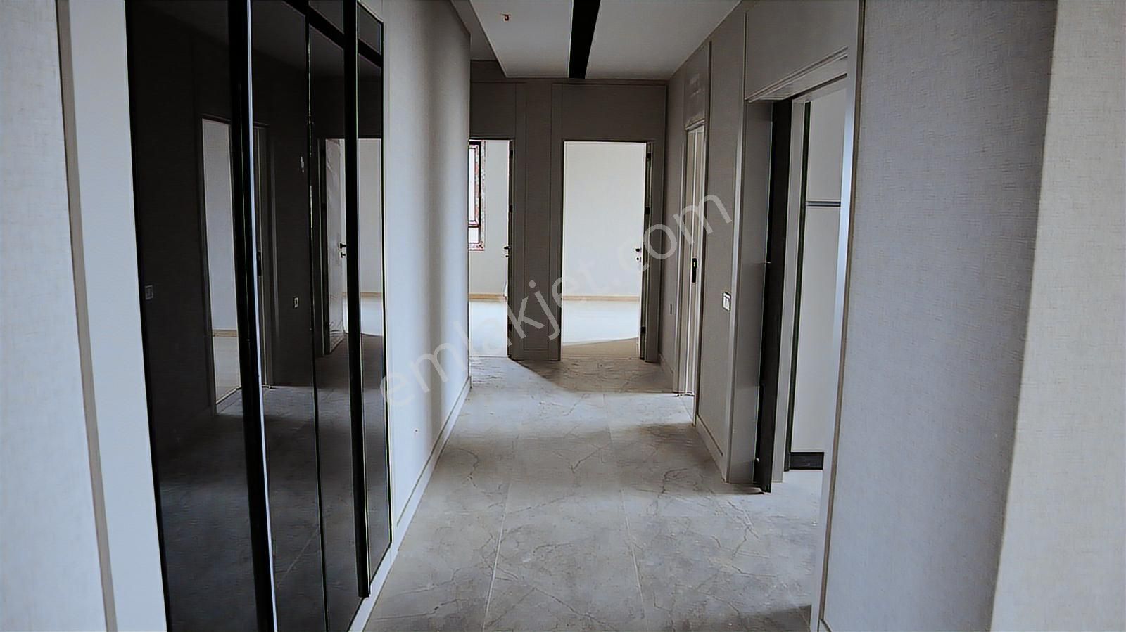 Çiçekli Mahallesi'nde Satılık 4+1 Daire - Görsel 4