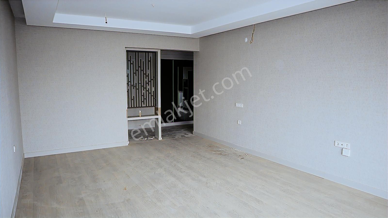 Çiçekli Mahallesi'nde Satılık 4+1 Daire - Görsel 13