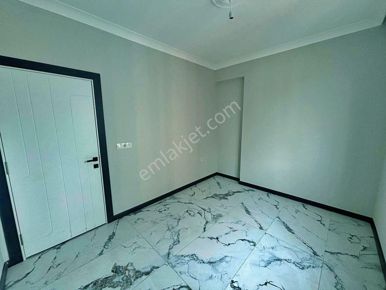 Uytundan Burhaniye Bademalanında Yerden Isıtmalı Arakat 1+1daire - Görsel 29