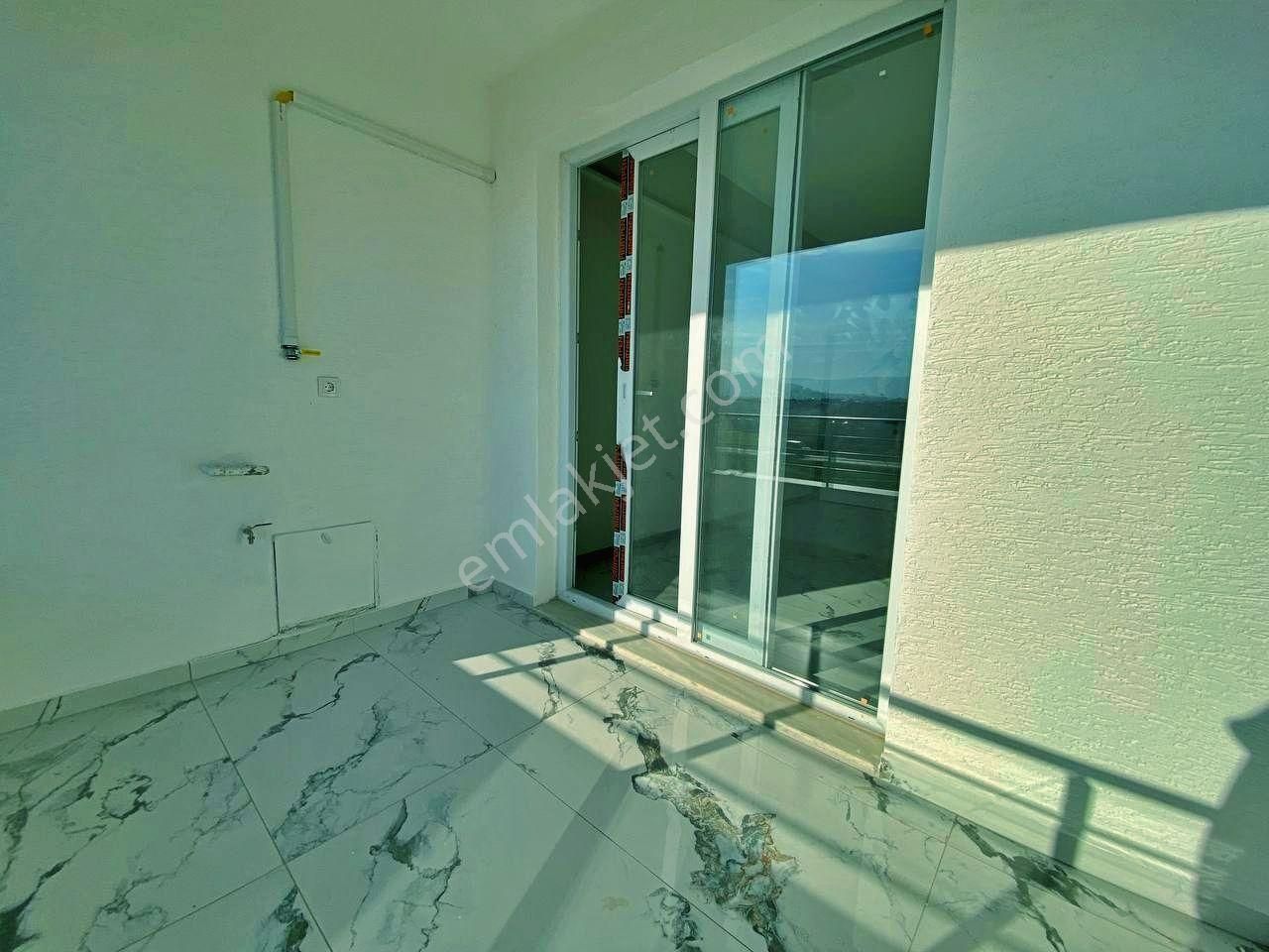 Uytundan Burhaniye Bademalanında Yerden Isıtmalı Arakat 1+1daire - Görsel 13