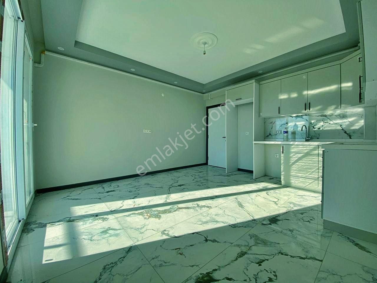 Uytundan Burhaniye Bademalanında Yerden Isıtmalı Arakat 1+1daire - Görsel 15