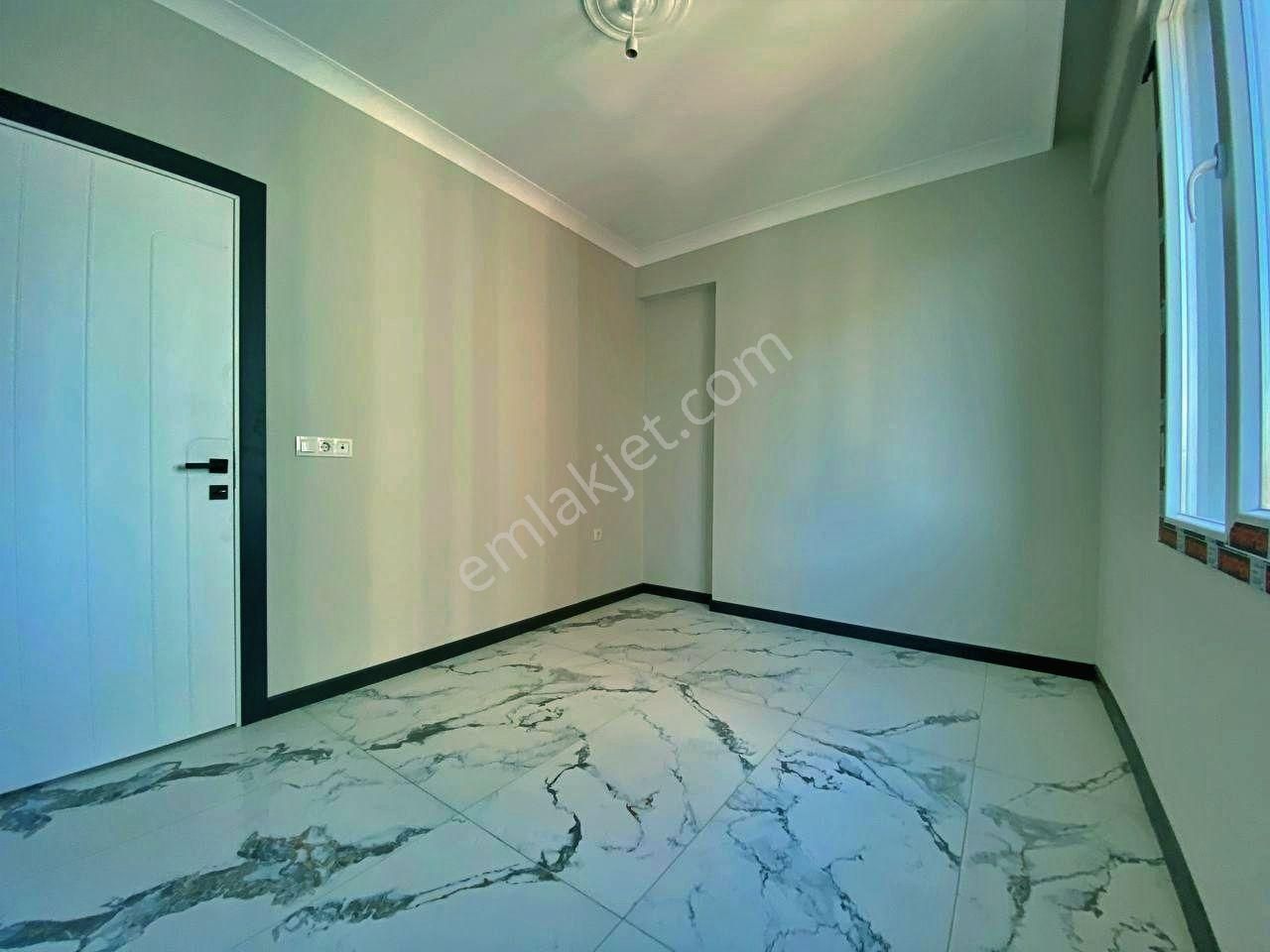 Uytundan Burhaniye Bademalanında Yerden Isıtmalı Arakat 1+1daire - Görsel 4