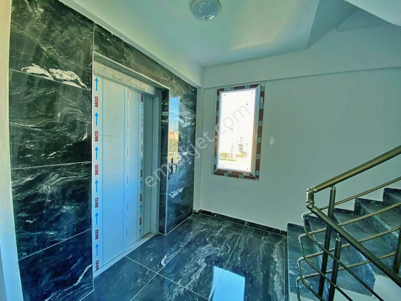 Uytundan Burhaniye Bademalanında Yerden Isıtmalı Arakat 1+1daire - Görsel 11