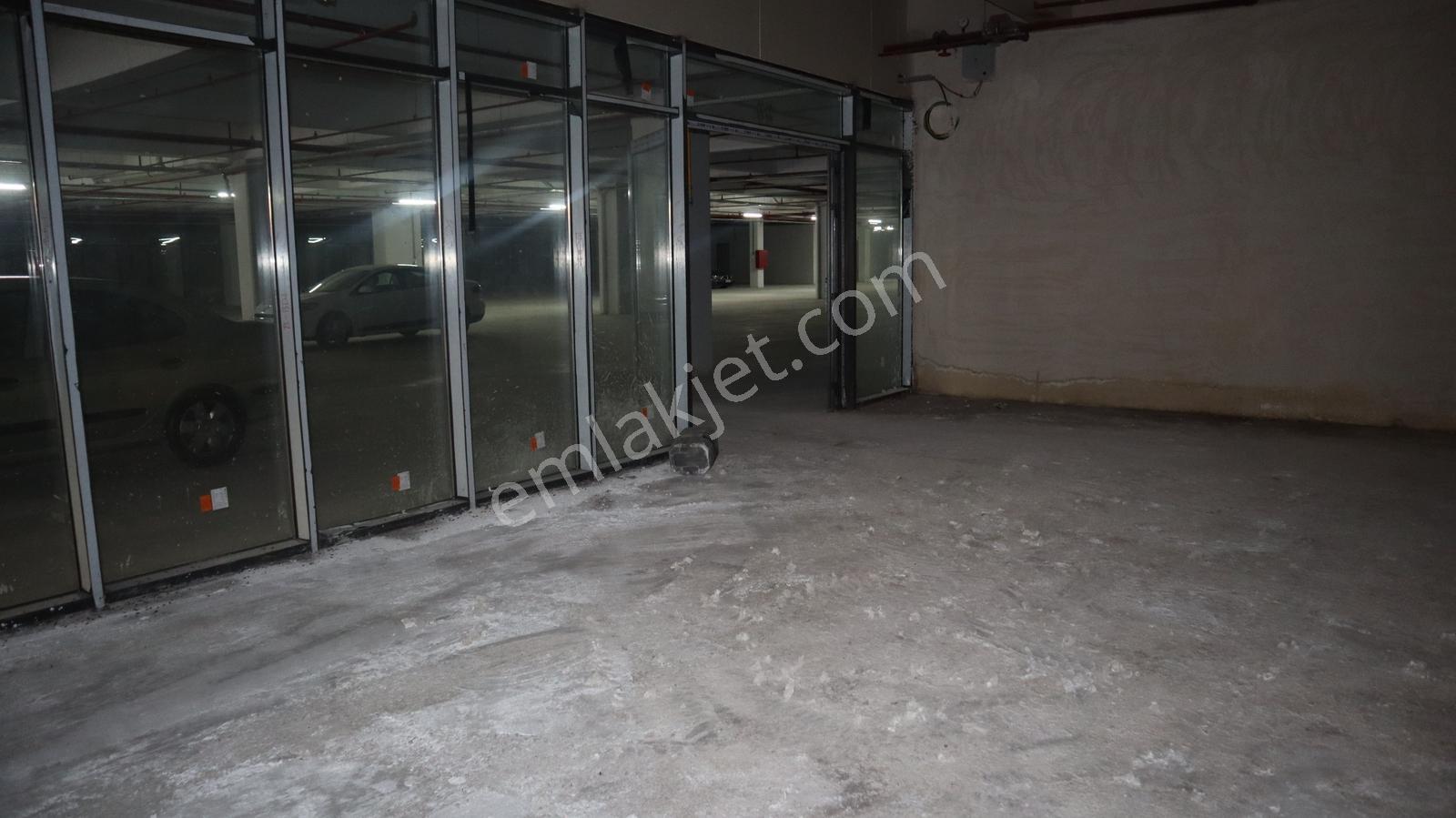 Vega Otonomi'de Brüt 101 M² Satılık Dükkan - Görsel 9