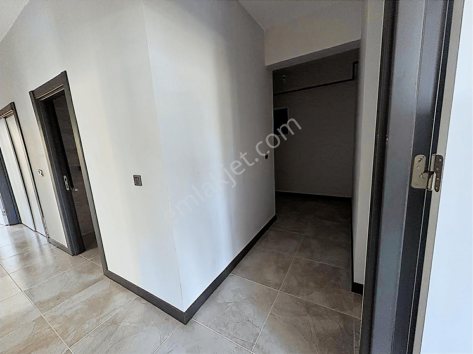 Toki 5. Etapta Zemin Kat 3+1 Kilerli E. Banyolu Kiralık Daire - Görsel 19