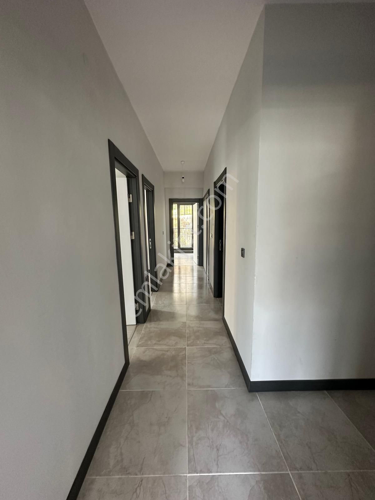 Toki 5. Etapta Zemin Kat 3+1 Kilerli E. Banyolu Kiralık Daire - Görsel 7