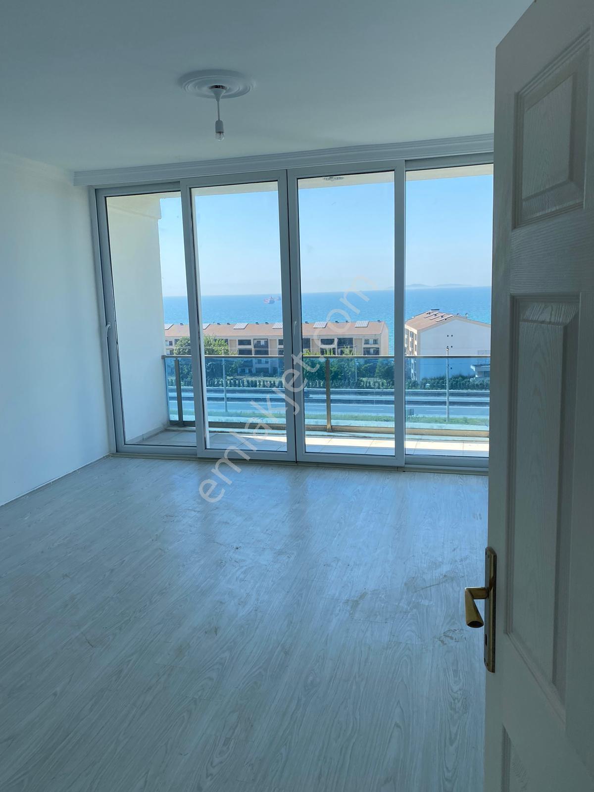 Yalova Taşköprü Satılık Lüks 4+1 Dubleks Villa, Deniz Manzaralı