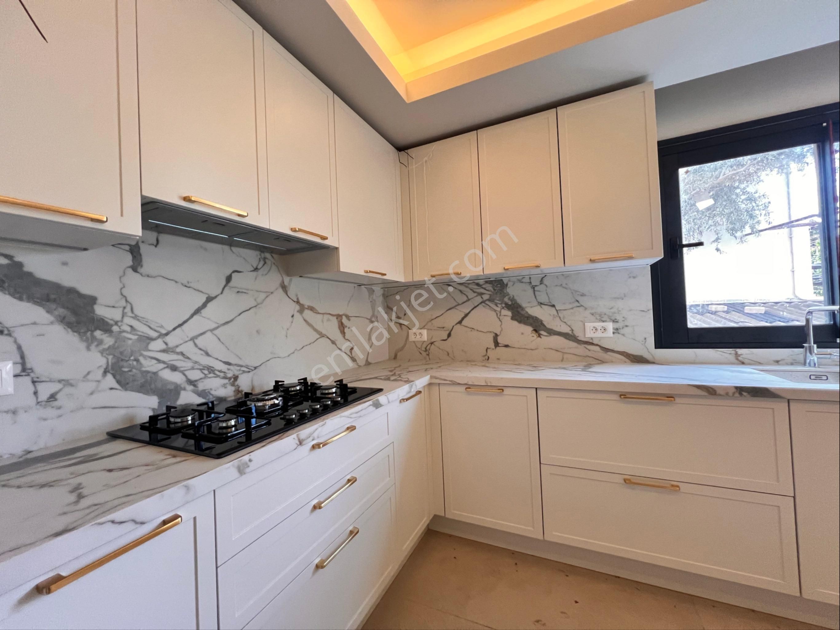 Marmaris Kemeraltı'da Satılık 4+1 Sıfır İkiz Müstakil Şık Villa - Görsel 12