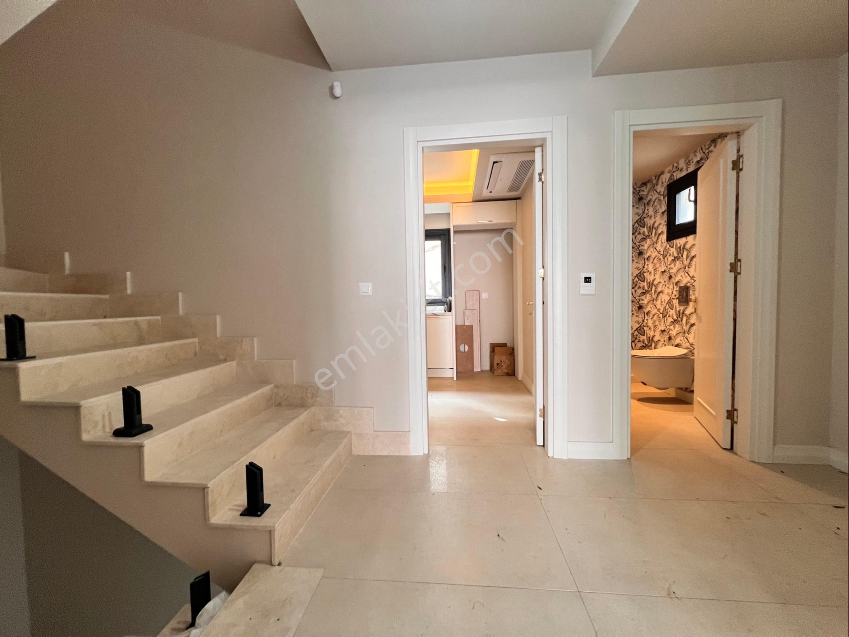 Marmaris Kemeraltı'da Satılık 4+1 Sıfır İkiz Müstakil Şık Villa - Görsel 19