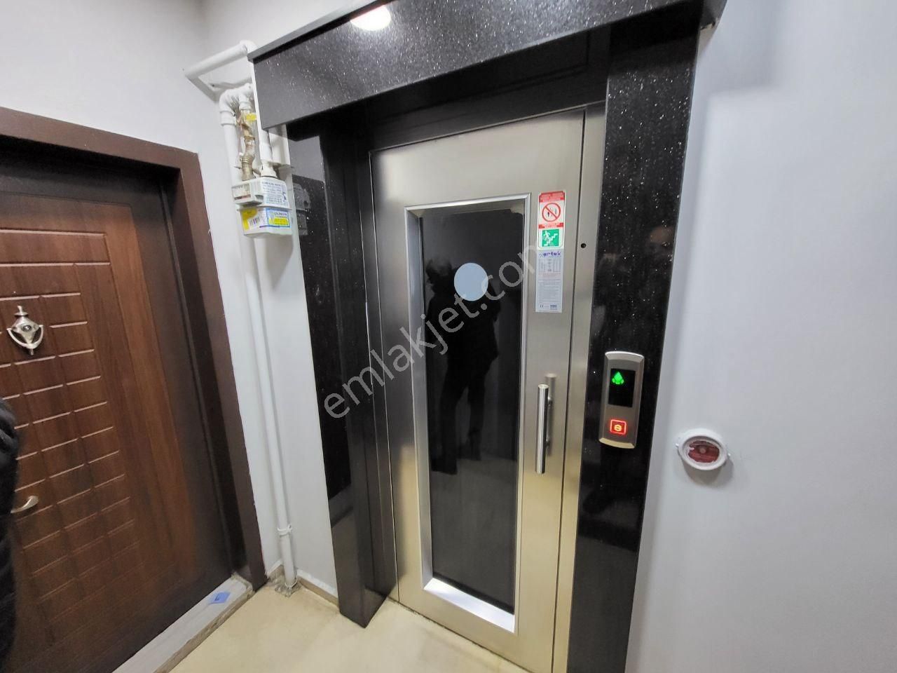 Ümraniye Merkezde İşlek Lokasyonda Kiralık Dükkan - Görsel 23