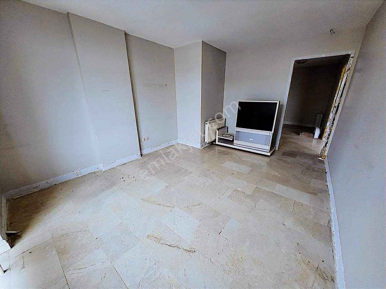 Ümraniye Merkezde İşlek Lokasyonda Kiralık Dükkan - Görsel 6