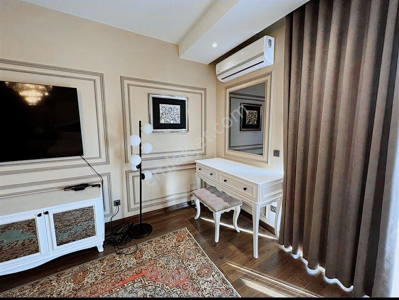 Beylikdüzü Gürpınar Lüx Eşyalı Satılık Bahçe Havuzlu Lüx Villa - Görsel 21