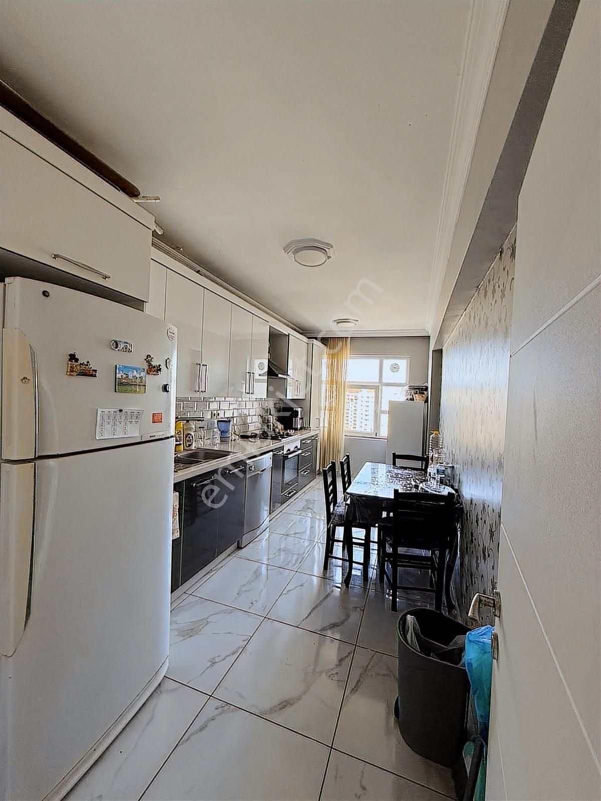 Beylikdüzü Yeşilkent 1 De 3+1 Satılık Daire - Görsel 8