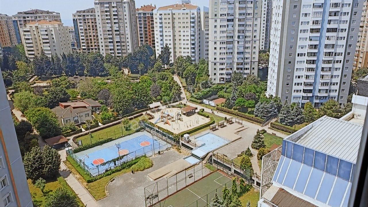 Beylikdüzü Yeşilkent 1 De 3+1 Satılık Daire - Görsel 14